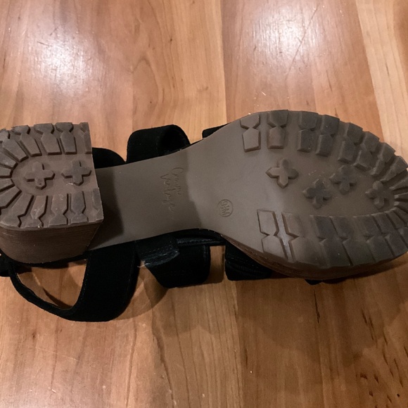 Crown Vintage Prilinda platform leather sandals with heels, size 9.5/41 - Picture 4 of 8